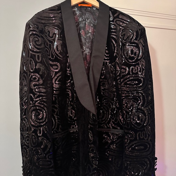 TALLIA Black Blazer with Red and Gray Dragon Lining